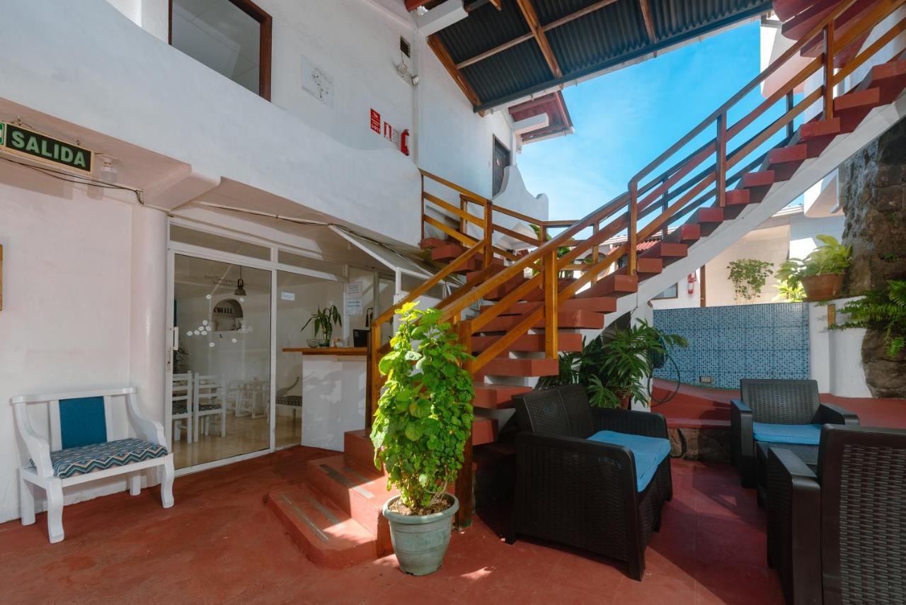 Hostal North Seymour Puerto Ayora  Dış mekan fotoğraf