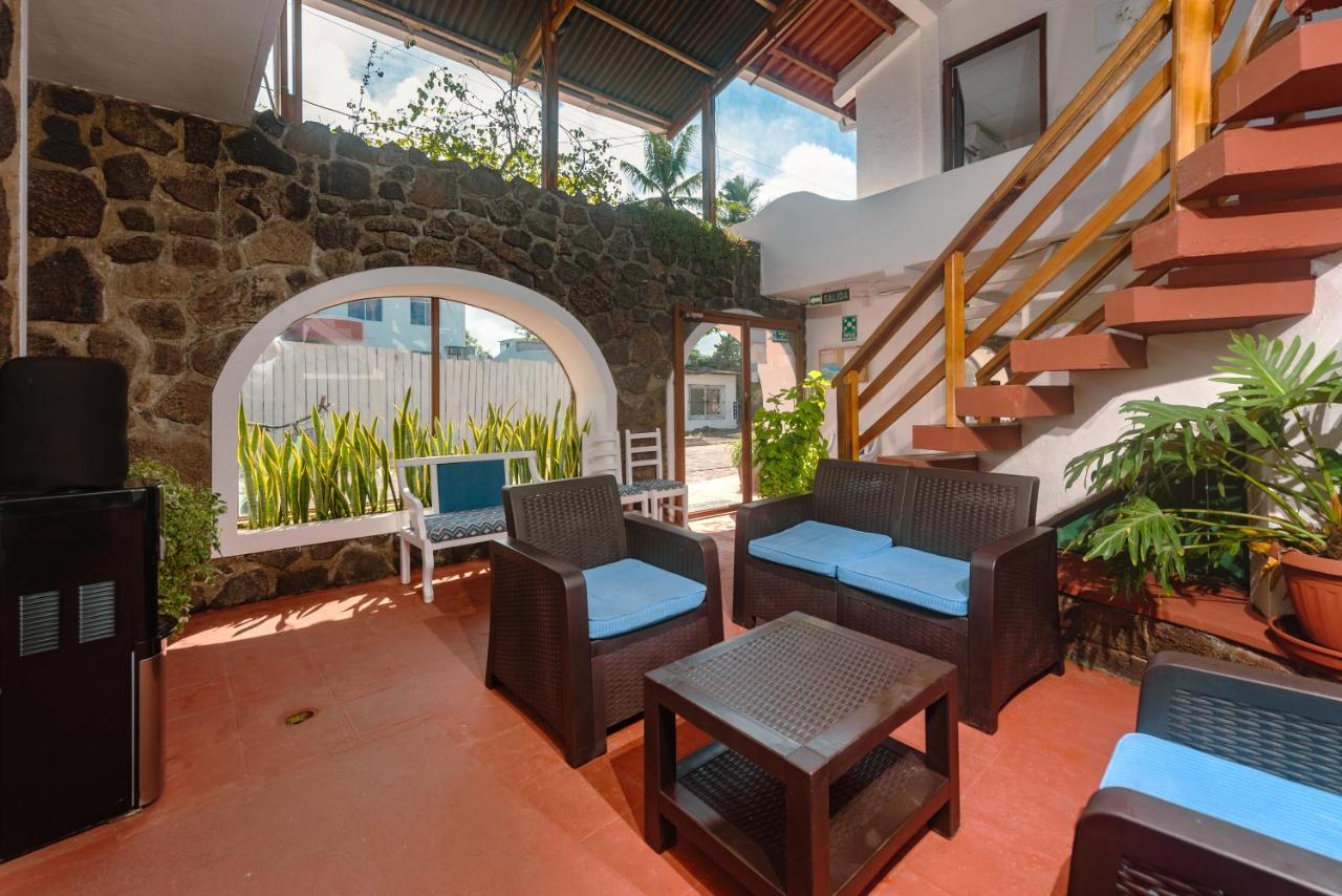 Hostal North Seymour Puerto Ayora  Dış mekan fotoğraf