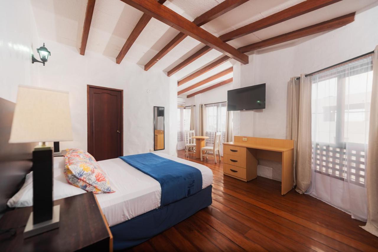 Hostal North Seymour Puerto Ayora  Dış mekan fotoğraf