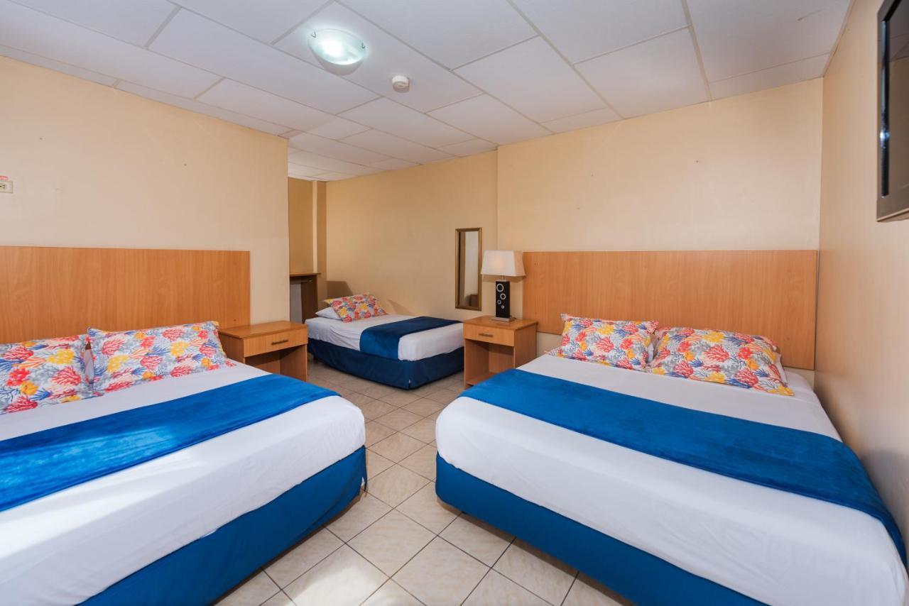 Hostal North Seymour Puerto Ayora  Dış mekan fotoğraf