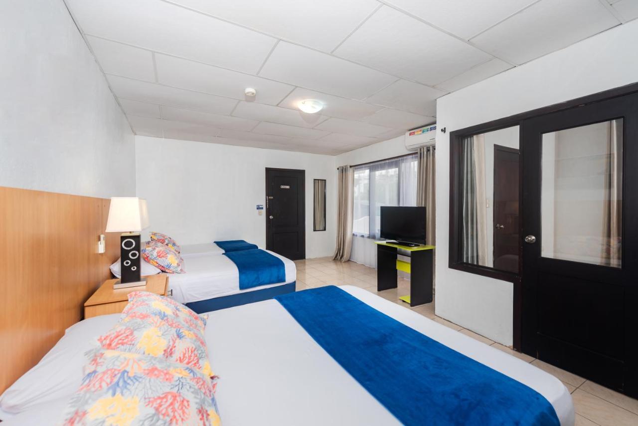 Hostal North Seymour Puerto Ayora  Dış mekan fotoğraf