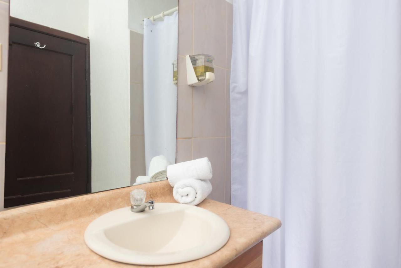 Hostal North Seymour Puerto Ayora  Dış mekan fotoğraf